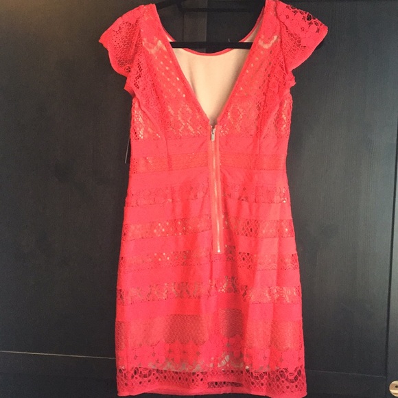 BCBG red cocktail dress - Picture 3 of 3